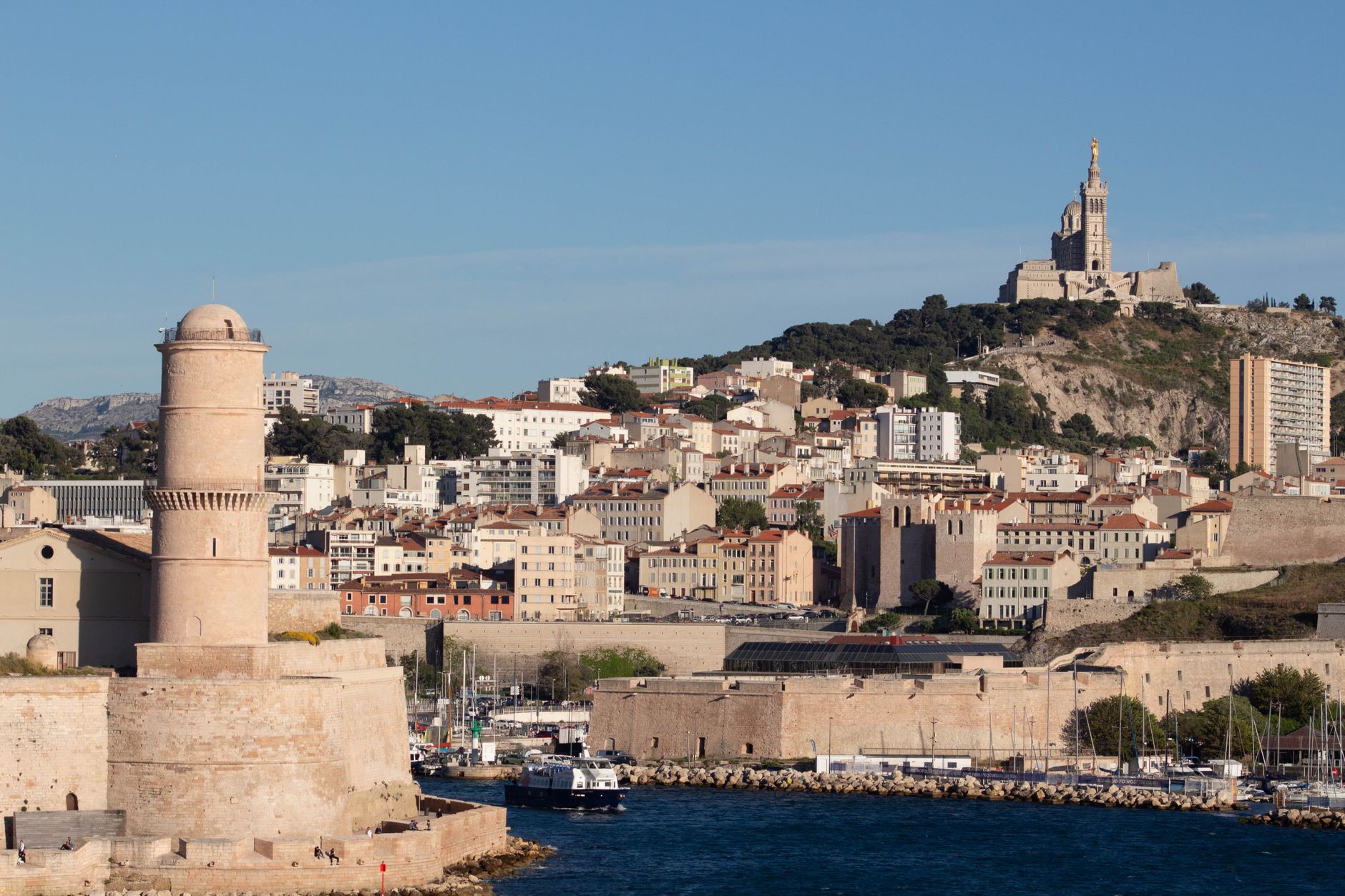 Conséquences des fortes houles sur la sécurité maritime à Maurice